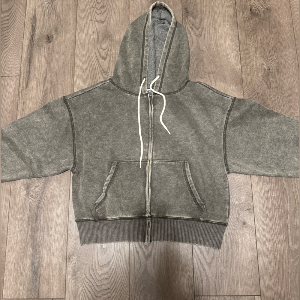 Zenana Outfitters Green Zip-Up Hoodie